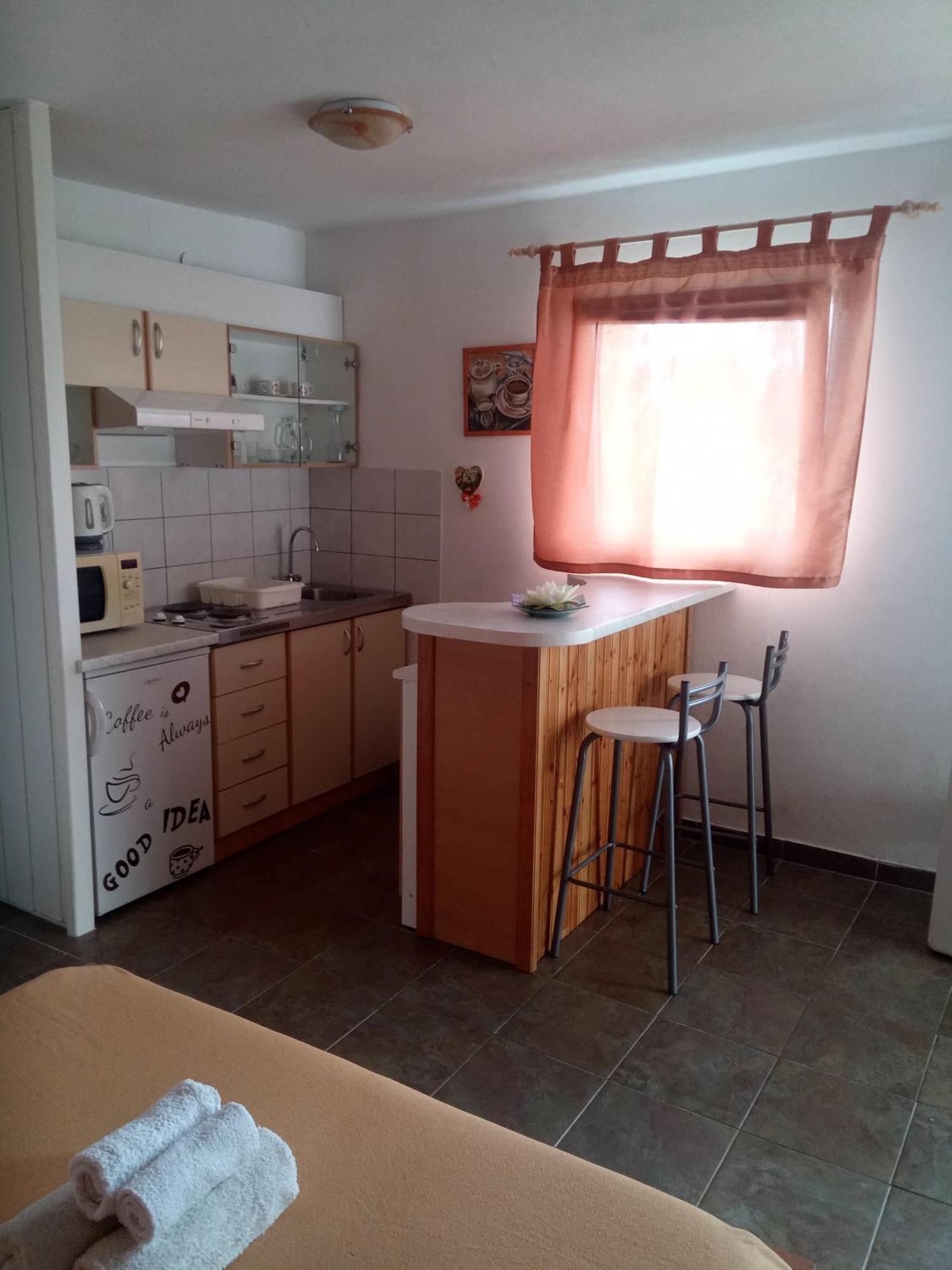 Apartman Iva Kuciste Esterno foto
